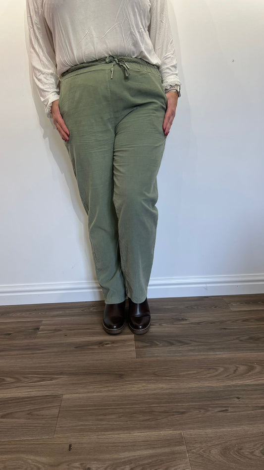NELLIE Needle Cord Trouser