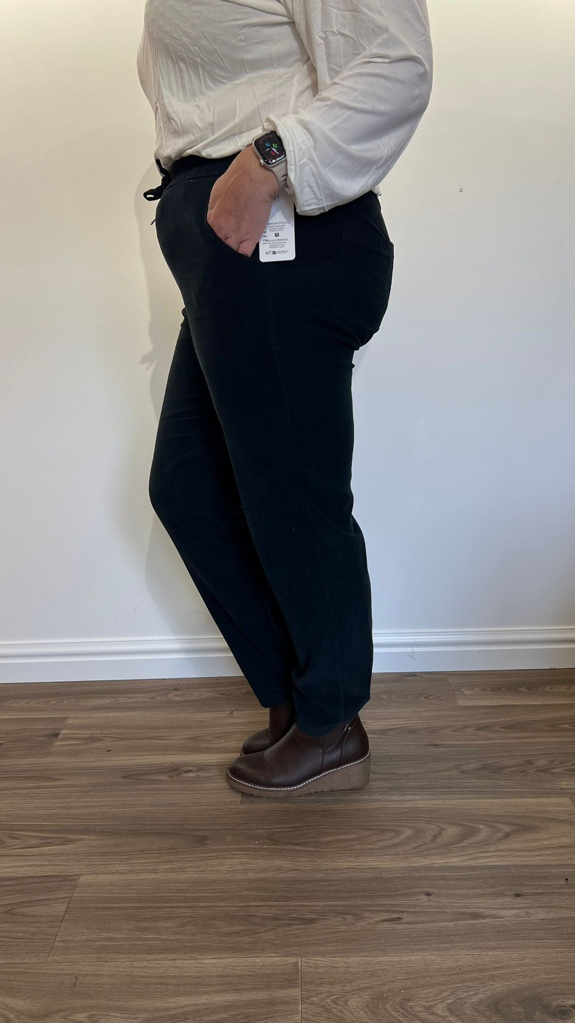 NELLIE Needle Cord Trouser