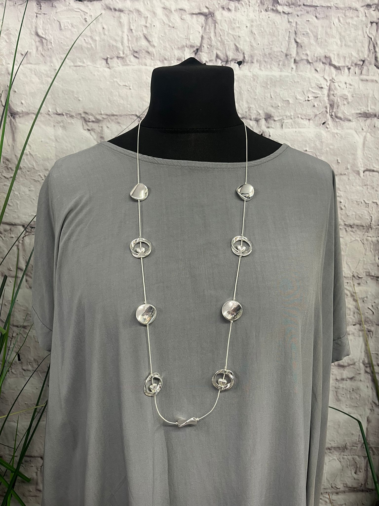 Pebble & Hollow Necklace