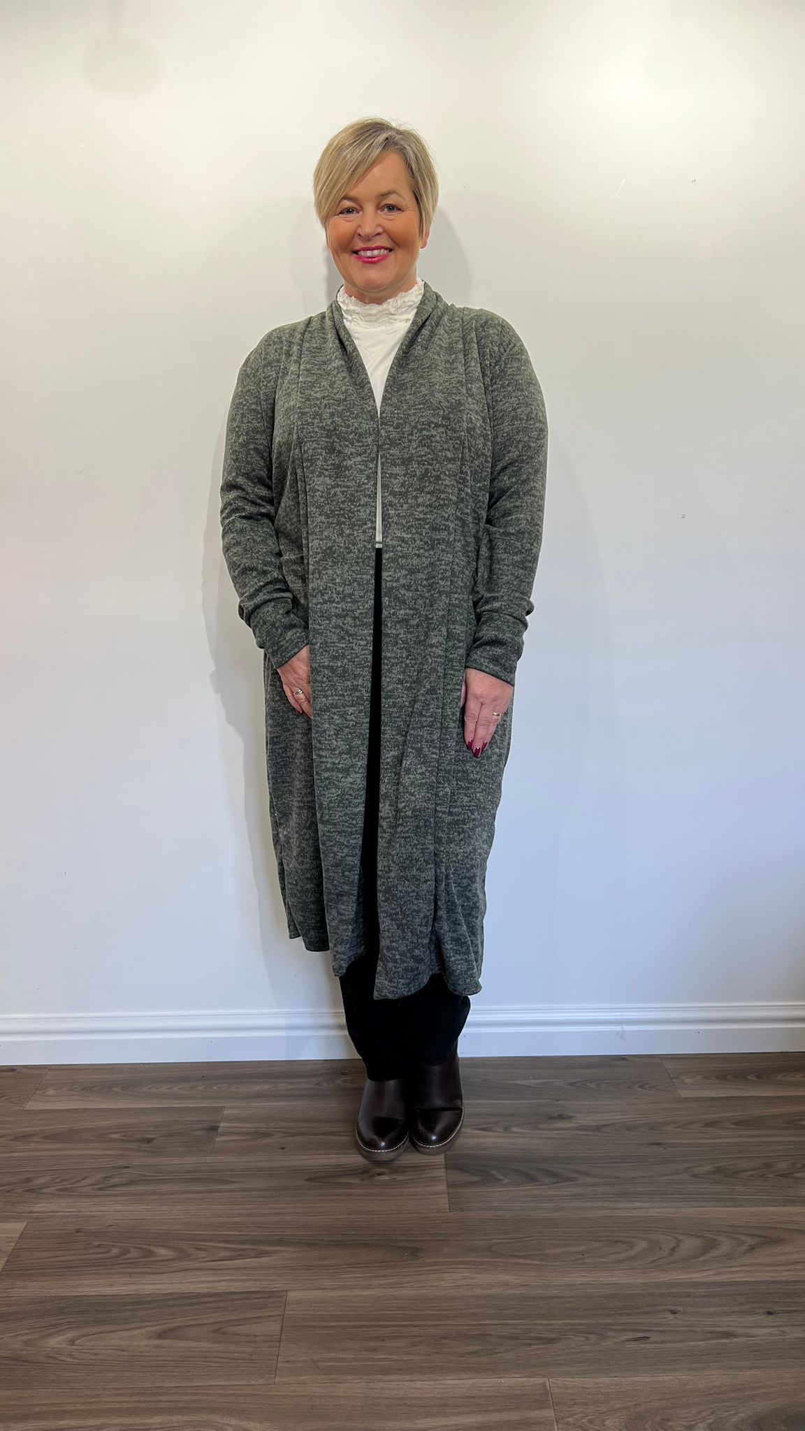 CHLOE Cosy Cardigan