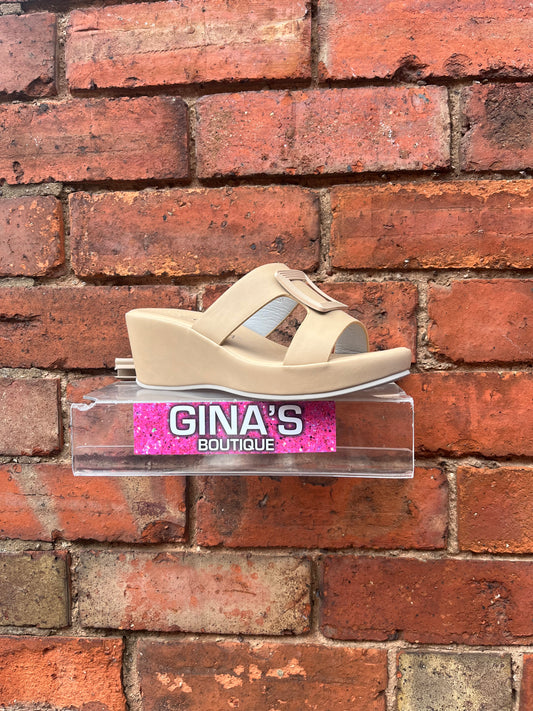 SIMON Slip On Buckle Wedged Slider