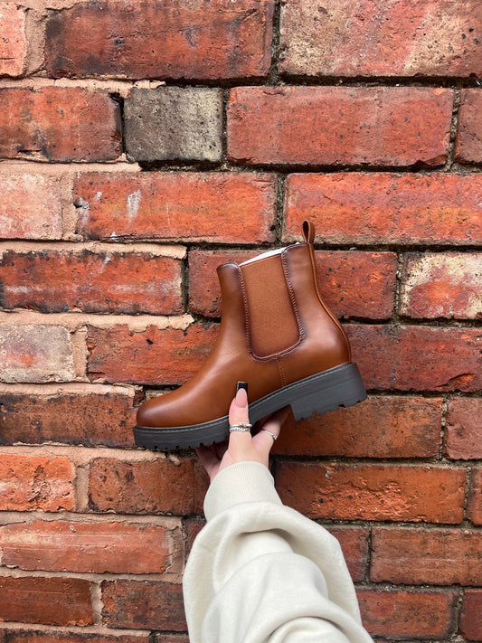 CHRIS Chunky Chelsea Boot