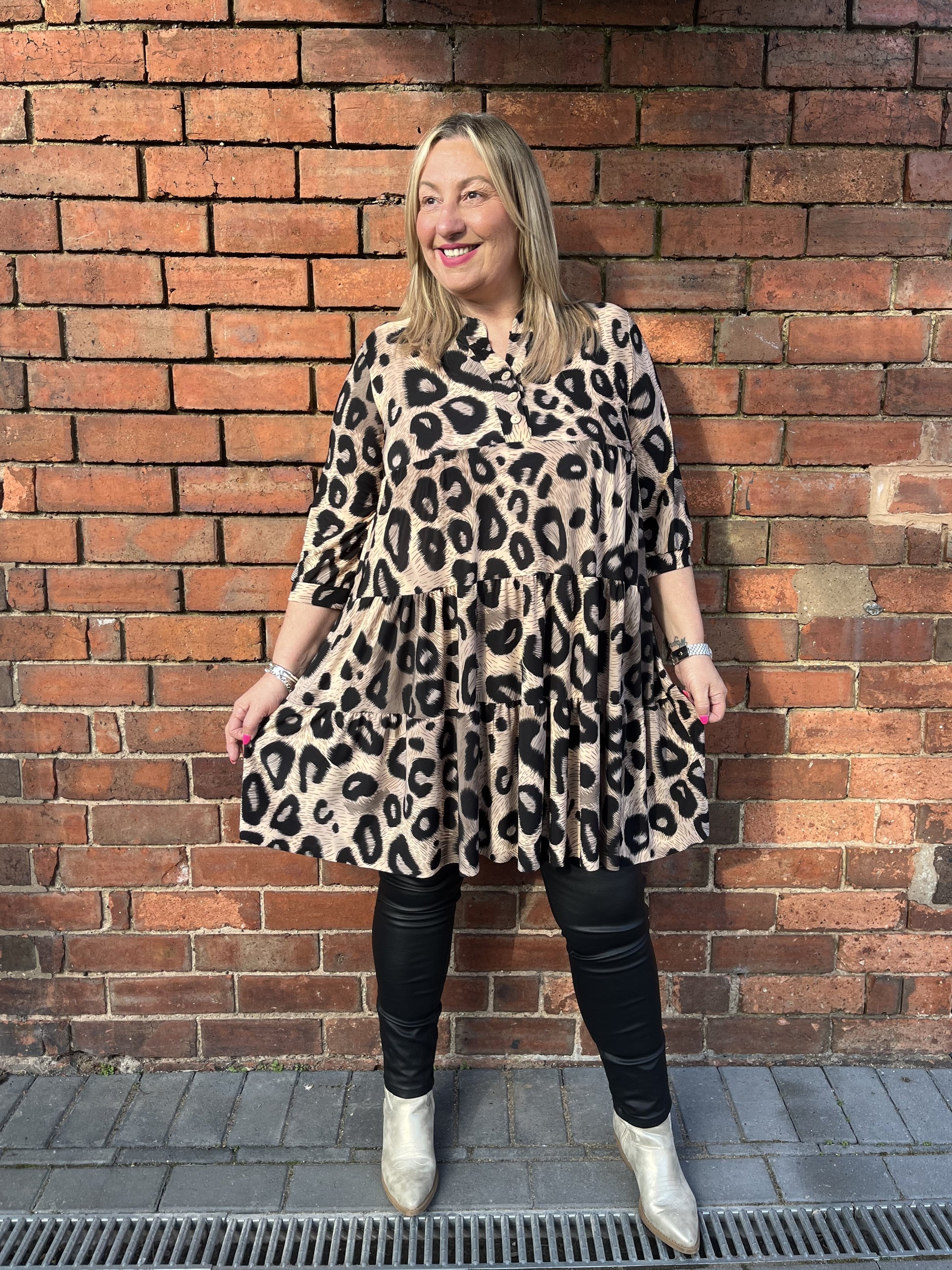 TAMMY Tiered Animal Print Tunic