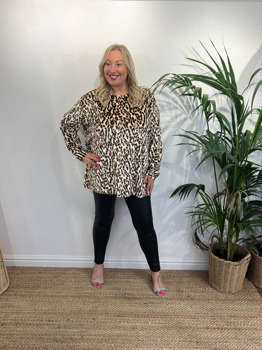 SARAH Soft Touch Leopard Print Top